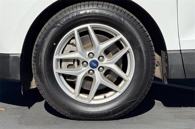 Used 2022 Ford Edge SEL image 34