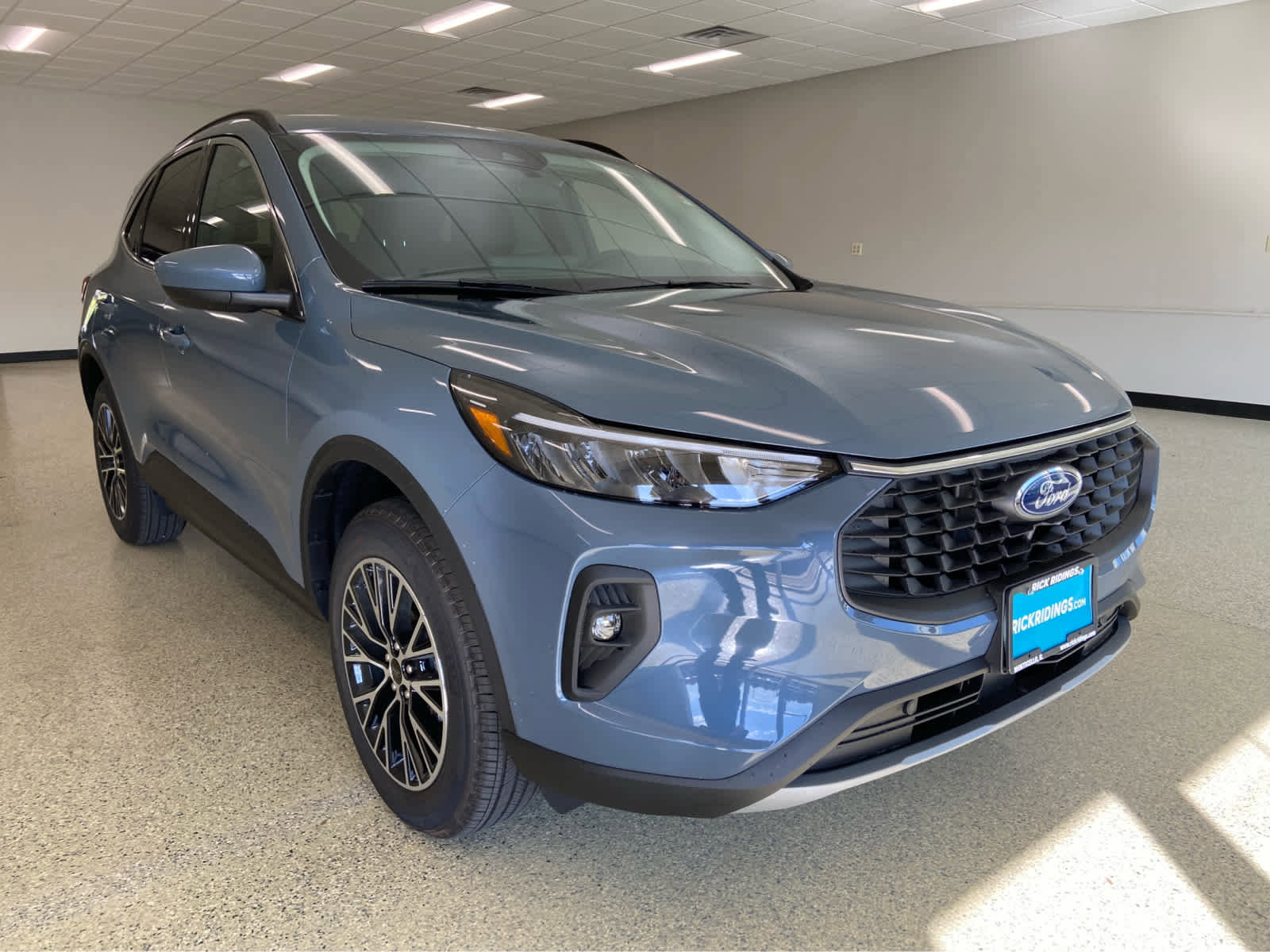 New 2026 Ford Escape SE image 3