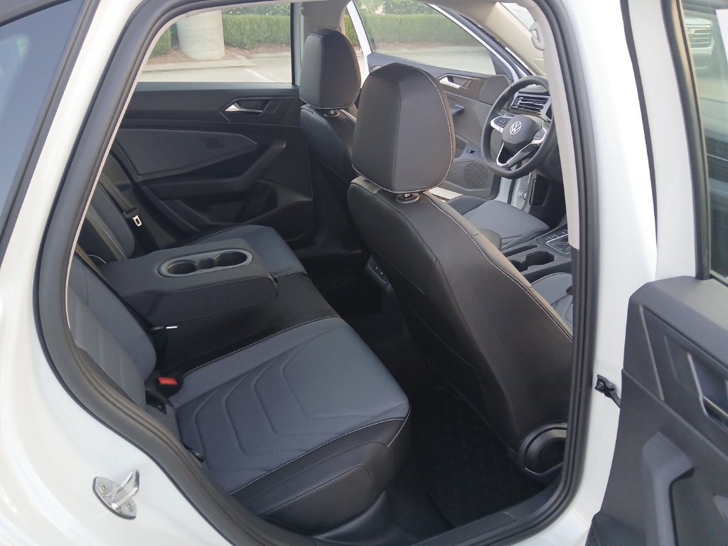 New 2027 Volkswagen Jetta SEL FWD image 23