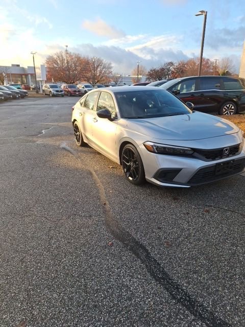 Used 2022 Honda Civic Sport image 4