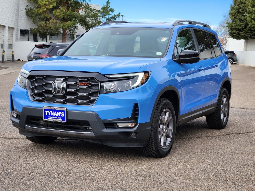 Used 2024 Honda Passport TrailSport image 3