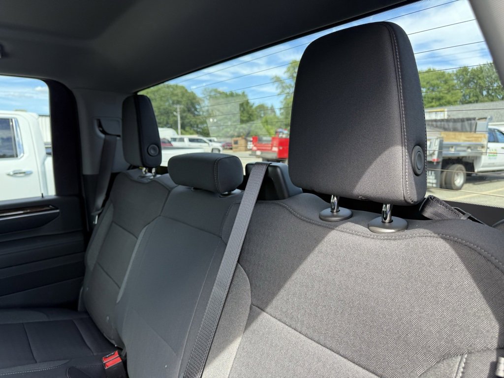 New 2025 GMC Sierra 2500 SLE w/ SLE Convenience Package image 4