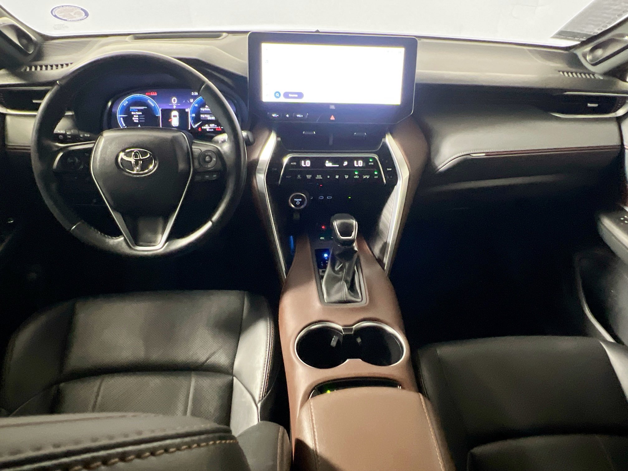 Used 2023 Toyota Venza Limited AWD/4WD image 30