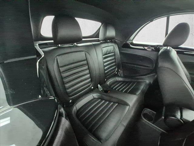 Used 2013 Volkswagen Beetle 2.0T FWD image 21