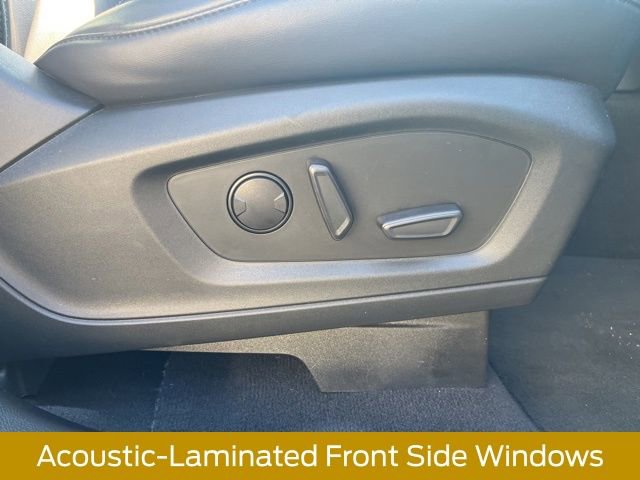 Certified 2022 Ford Explorer XLT w/ Equipment Group 202A image 22