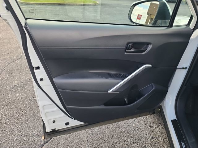 Used 2023 Toyota Corolla Cross LE image 9