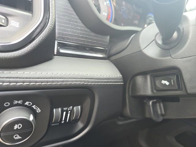 Used 2022 RAM 2500 Limited image 20