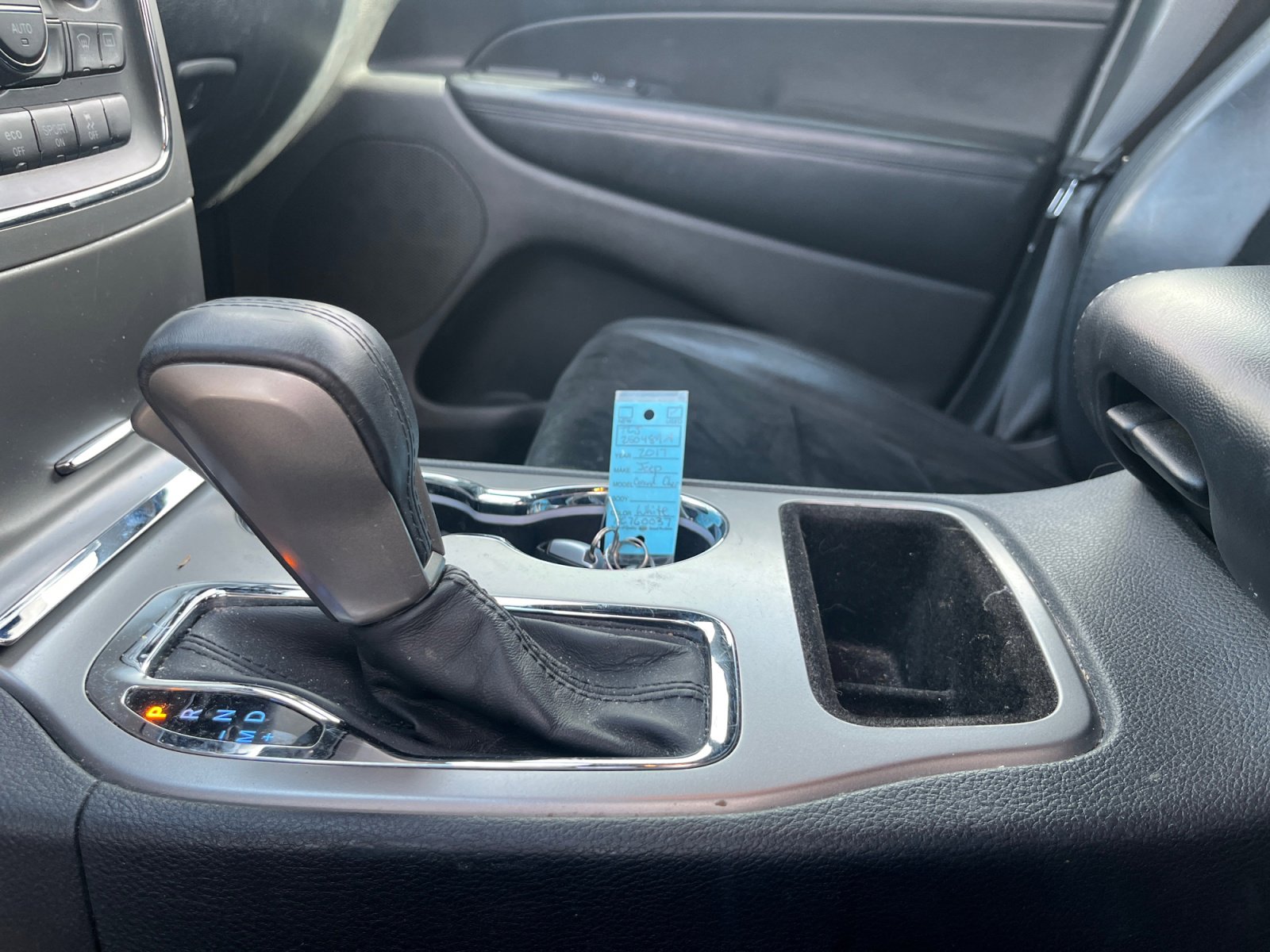 Used 2017 Jeep Grand Cherokee Altitude image 32