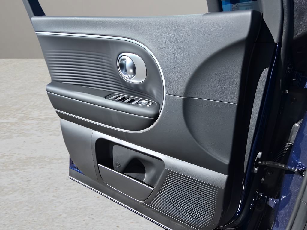 New 2026 Hyundai Ioniq 9 SEL image 17