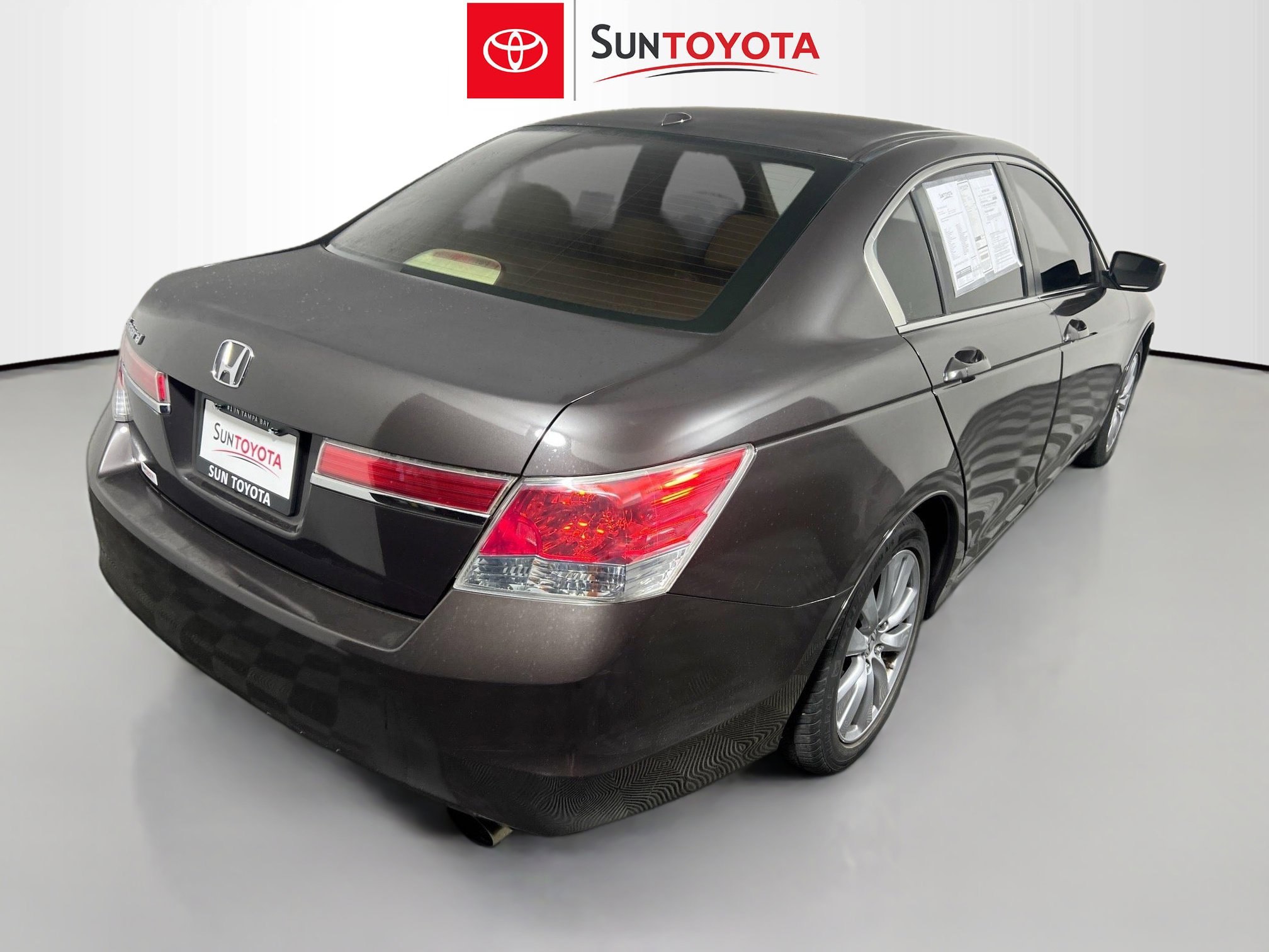 Used 2011 Honda Accord EX-L image 4
