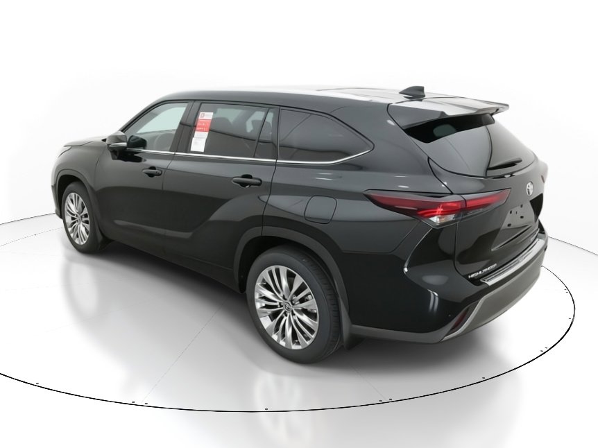 New 2026 Toyota Highlander Platinum image 5
