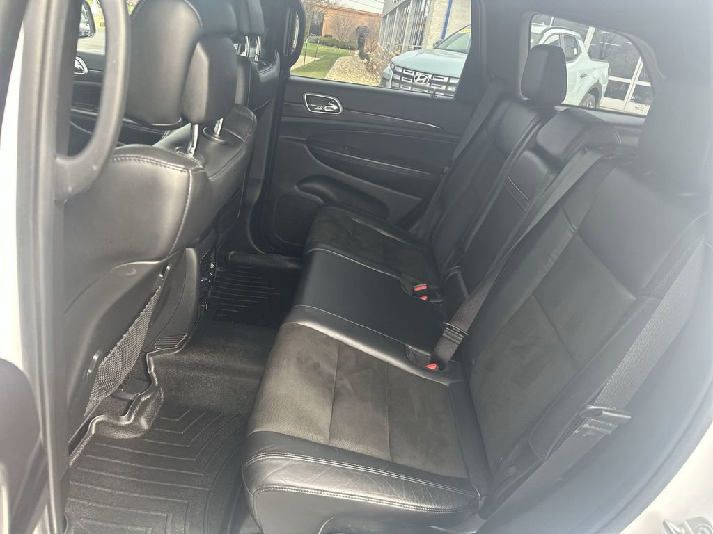 Used 2019 Jeep Grand Cherokee Altitude image 24