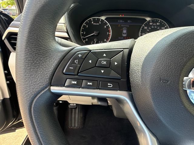 Used 2025 Nissan Altima 2.5 SV FWD image 29