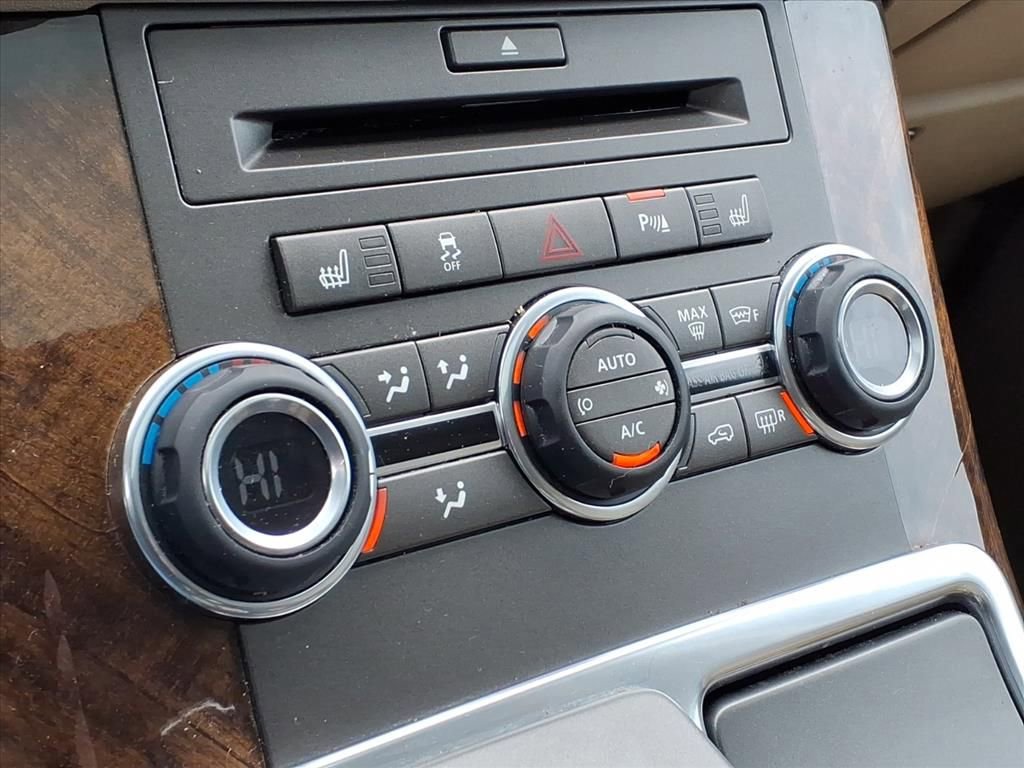 Used 2011 Land Rover Range Rover Sport HSE LUX image 24