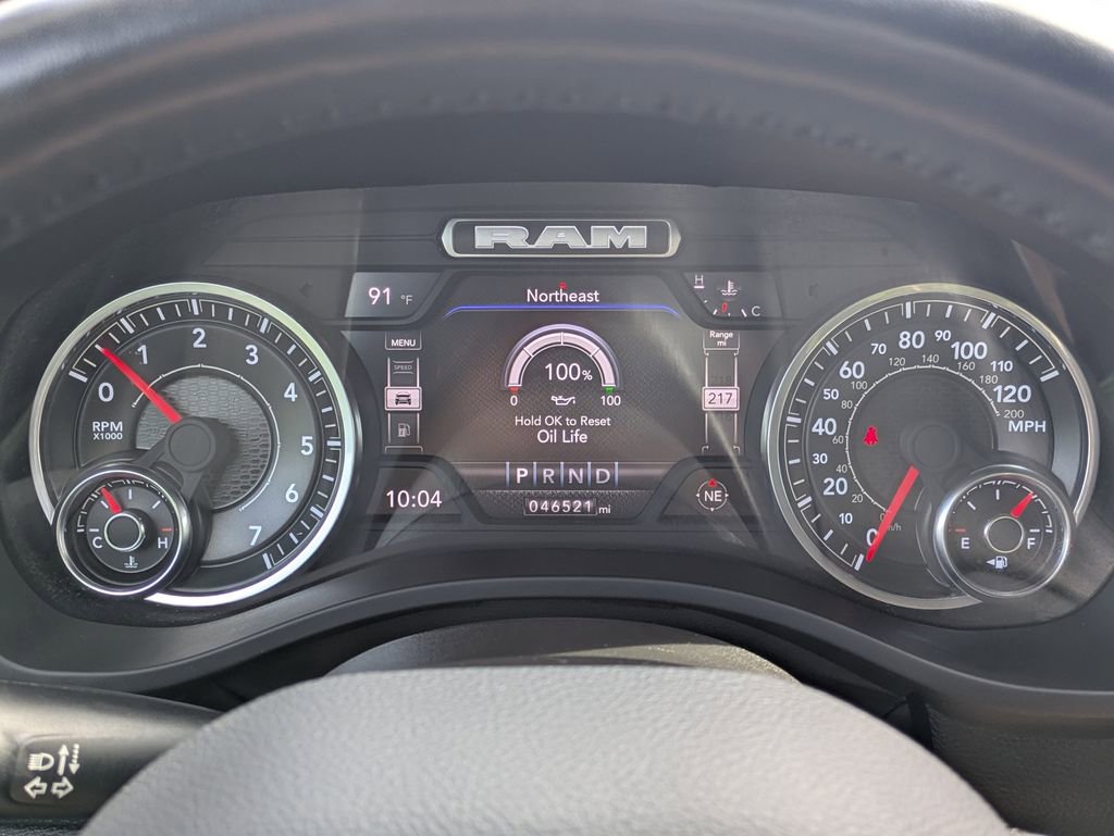 Used 2024 RAM 1500 Laramie RWD image 26