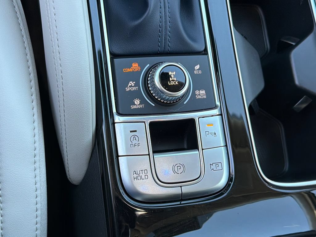Certified 2023 Kia Telluride SX Prestige AWD/4WD image 35