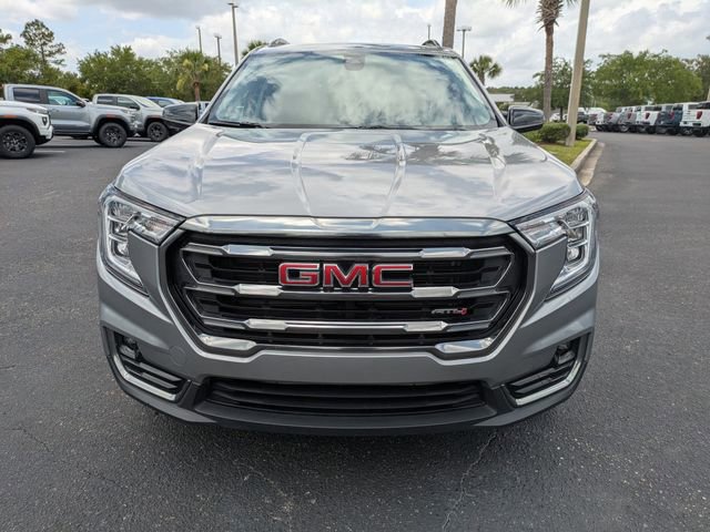Used 2023 GMC Terrain AT4 image 8