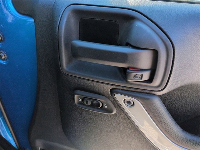 Used 2014 Jeep Wrangler Unlimited Sport image 25