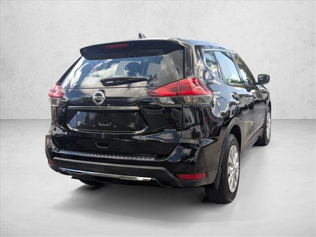 Used 2018 Nissan Rogue S image 5