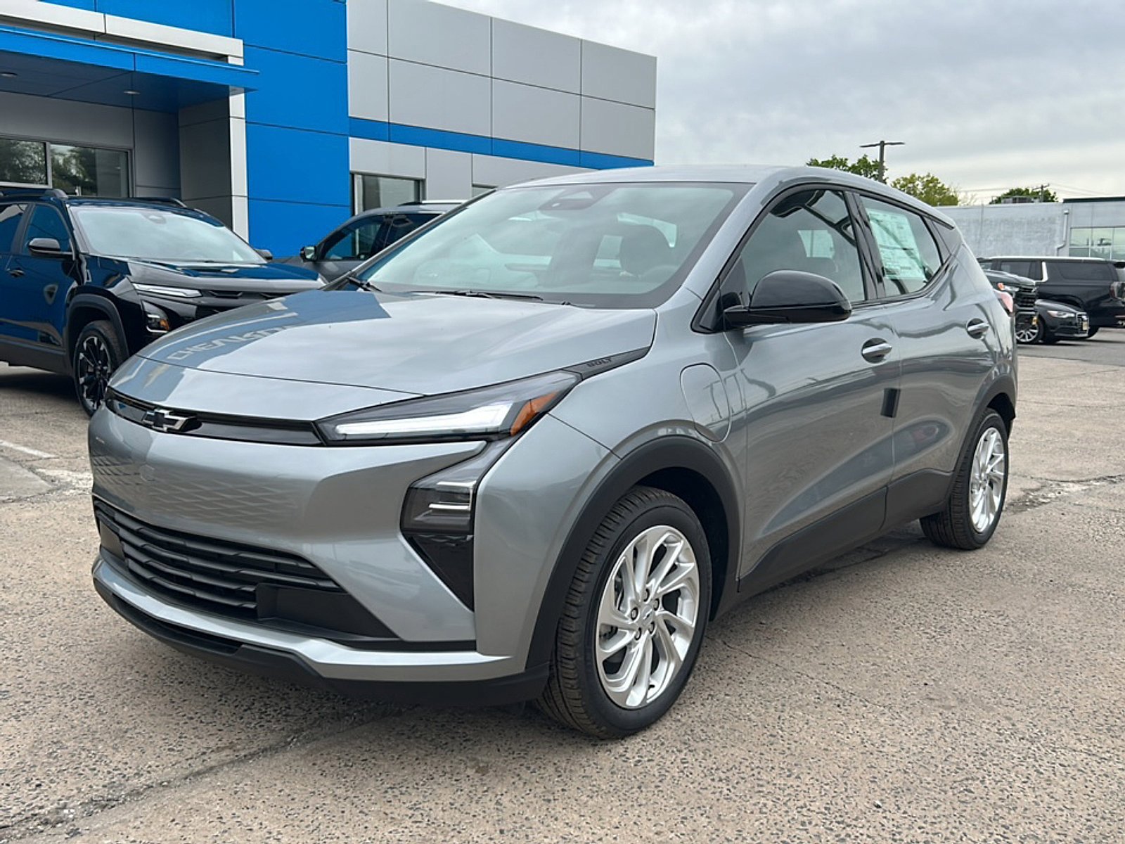 New 2027 Chevrolet Bolt LT FWD image 4