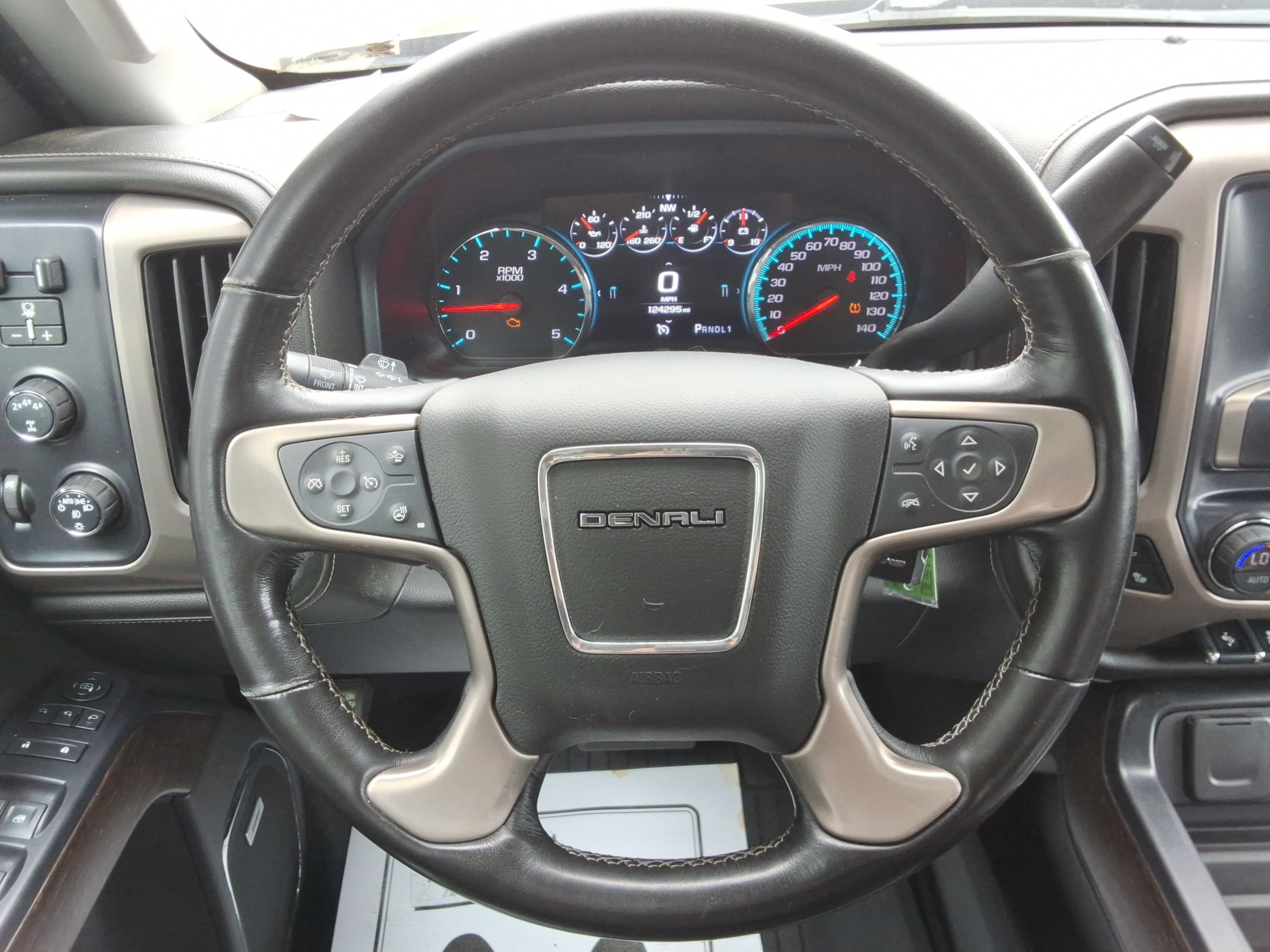 Used 2019 GMC Sierra 2500 Denali w/ Duramax Plus Package AWD/4WD image 11