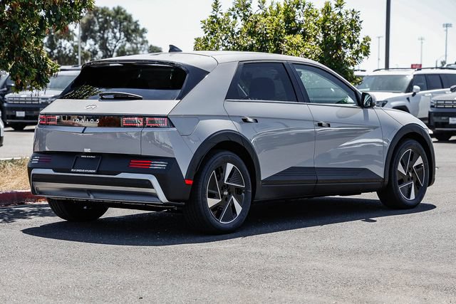 New 2026 Hyundai Ioniq 5 SEL RWD image 5