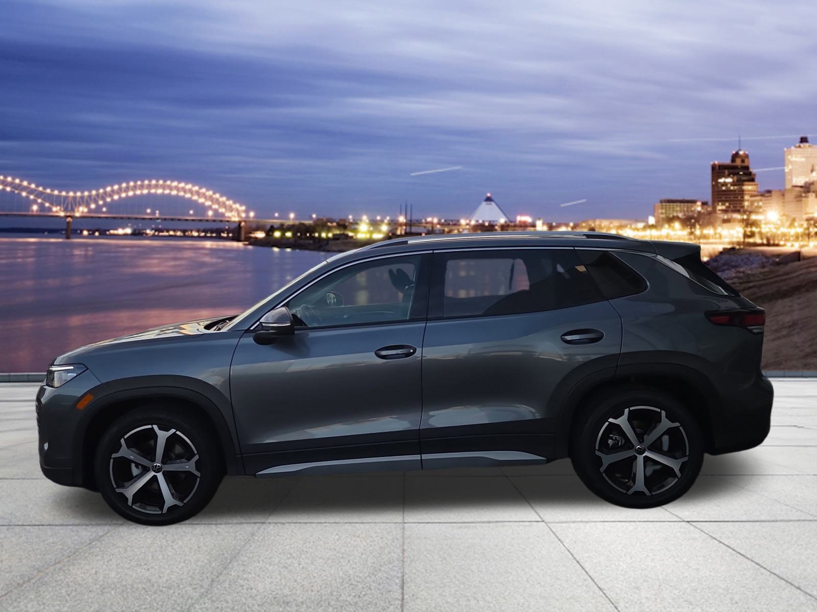 New 2026 Volkswagen Tiguan SE image 2