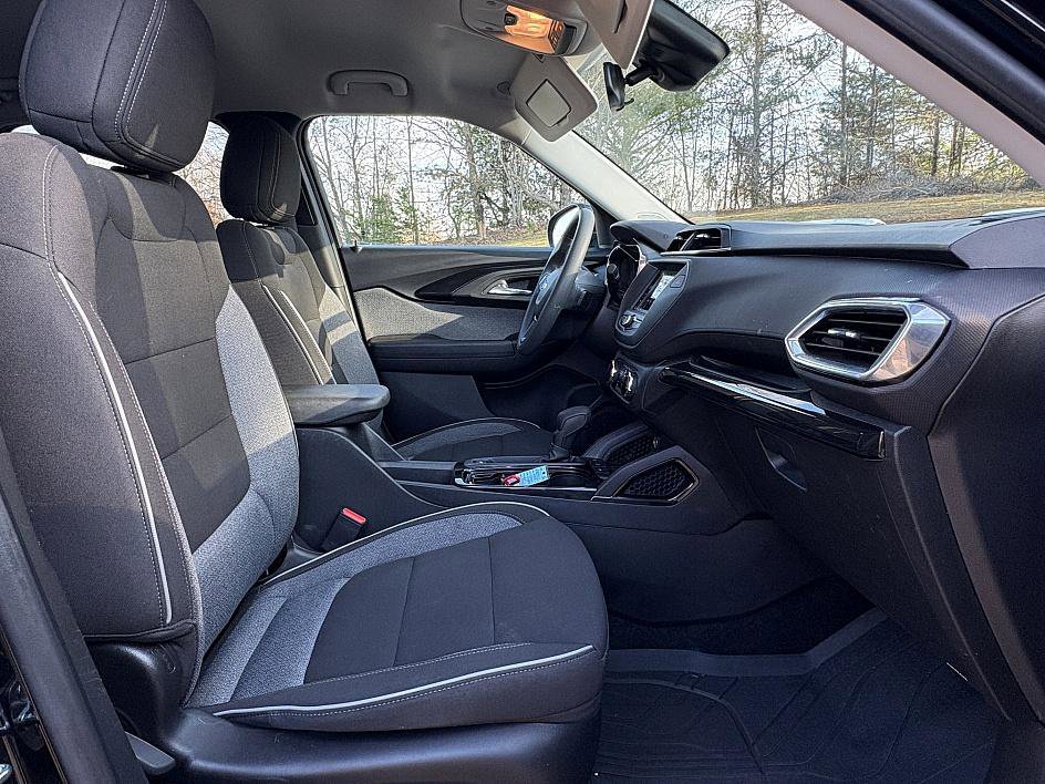 Used 2023 Chevrolet TrailBlazer LT image 13