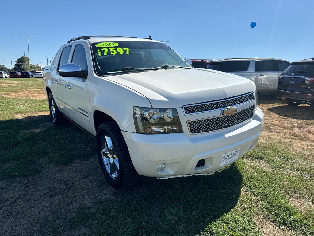 Used 2012 Chevrolet Avalanche LTZ AWD/4WD image 7