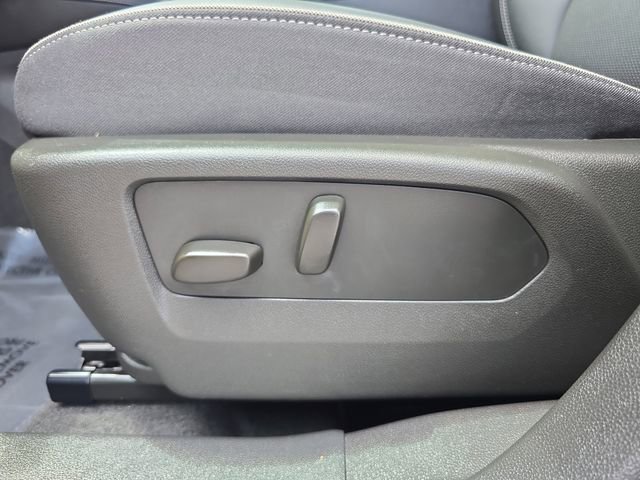 Certified 2023 Buick Envision Essence image 18