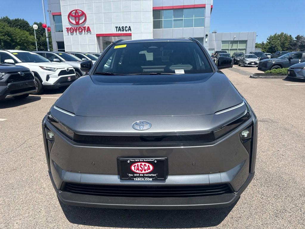 Used 2026 Toyota bZ AWD/4WD video 2