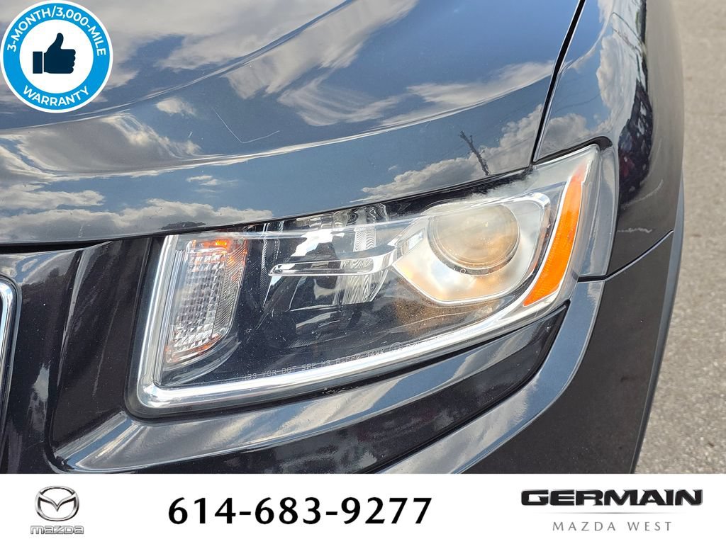 Used 2015 Jeep Grand Cherokee Laredo w/ Quick Order Package 23E AWD/4WD image 16