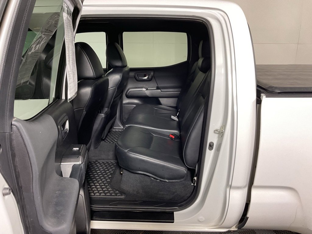 Used 2020 Toyota Tacoma TRD Sport image 31
