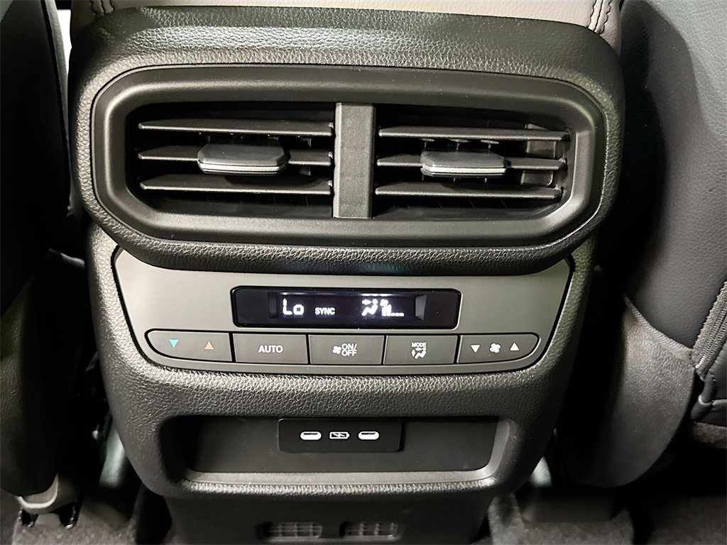 New 2025 Honda Pilot EX-L image 23