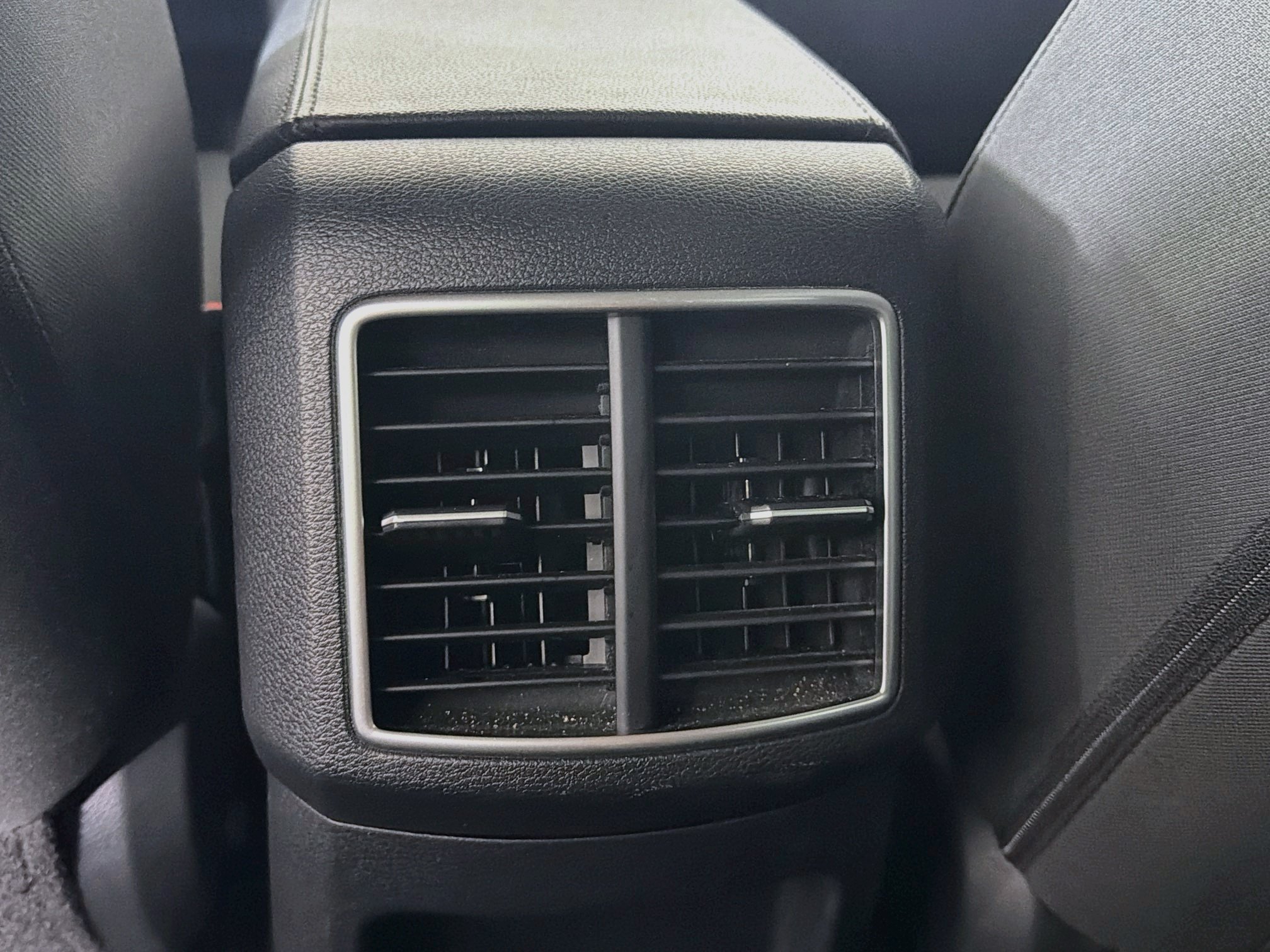 Used 2026 Kia Sportage LX FWD image 25