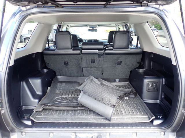 Certified 2019 Toyota 4Runner SR5 Premium AWD/4WD image 7