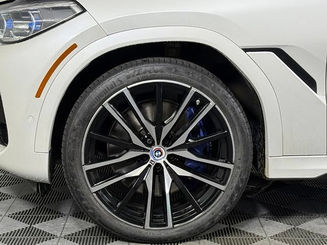 Used 2023 BMW X6 M50i w/ Executive Package AWD/4WD image 13