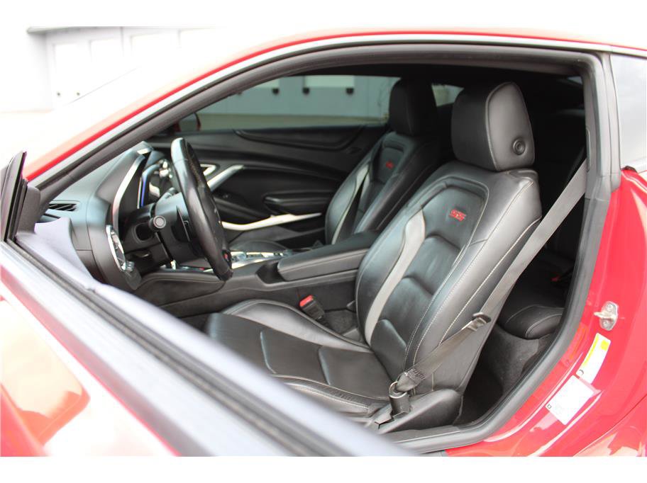 Used 2018 Chevrolet Camaro SS image 8