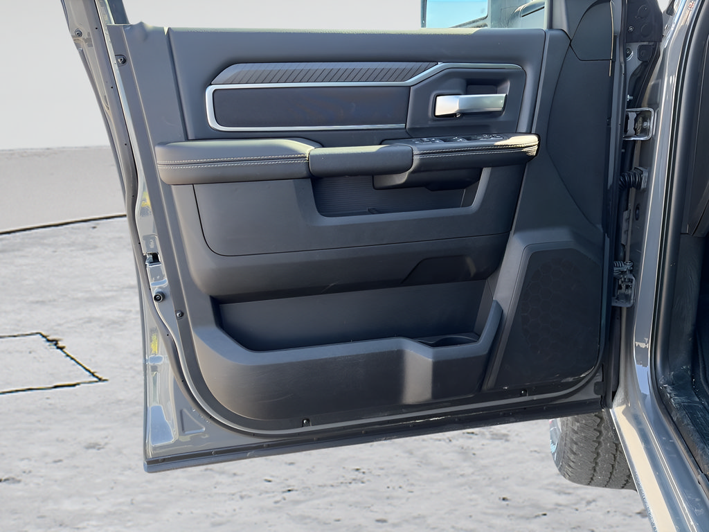New 2026 RAM 2500 Big Horn AWD/4WD image 10