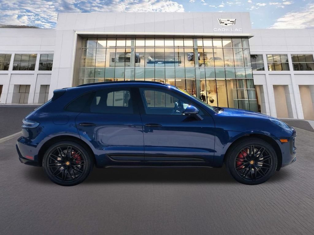 Used 2023 Porsche Macan GTS AWD/4WD image 4