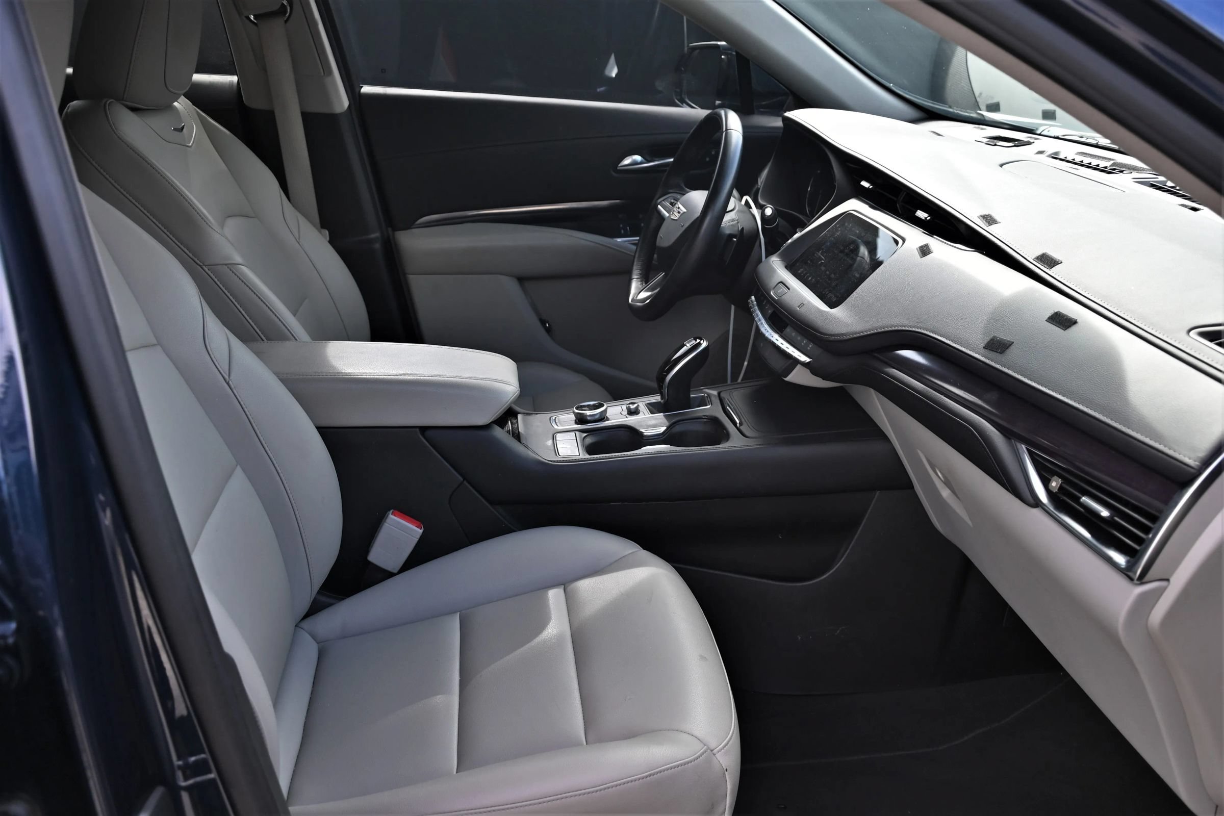Used 2021 Cadillac XT4 Luxury FWD image 15