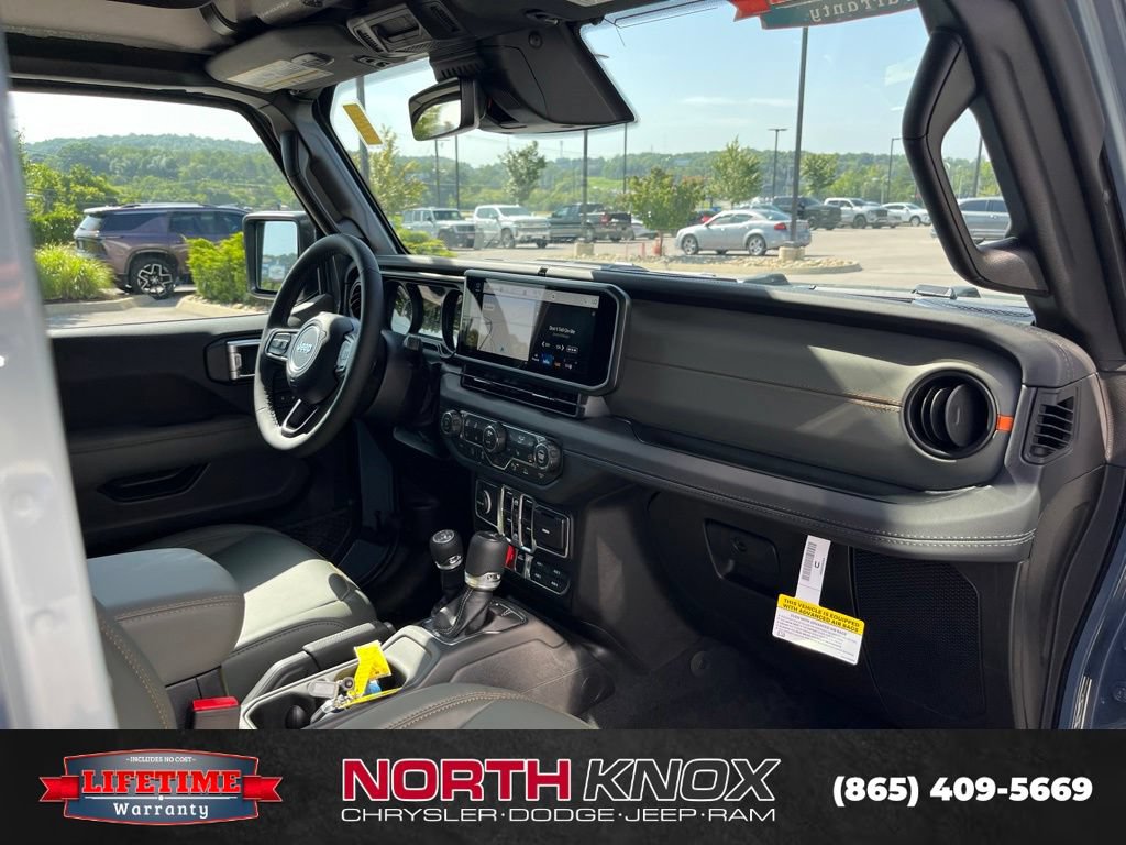 New 2026 Jeep Gladiator Mojave AWD/4WD image 28