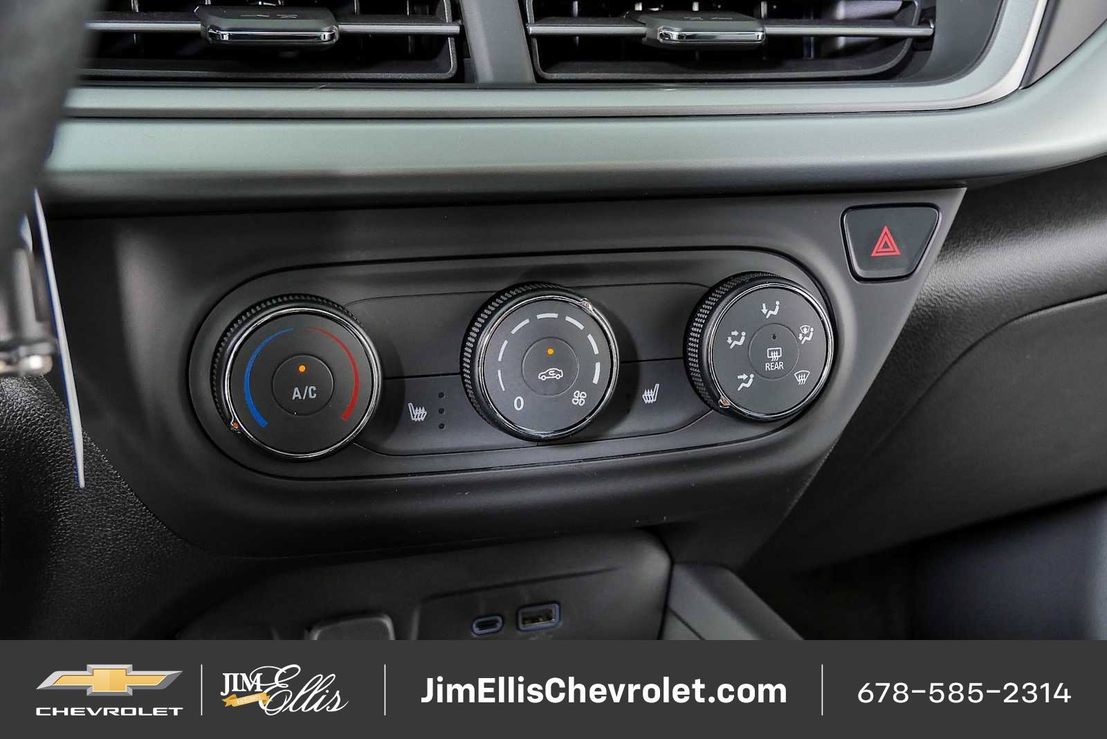 New 2026 Chevrolet Trax RS w/ Sunroof Package FWD image 15