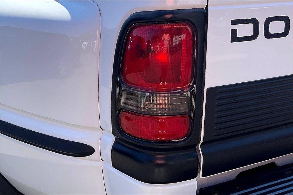Used 1999 Dodge Ram 3500 Truck 2WD Quad Cab image 22