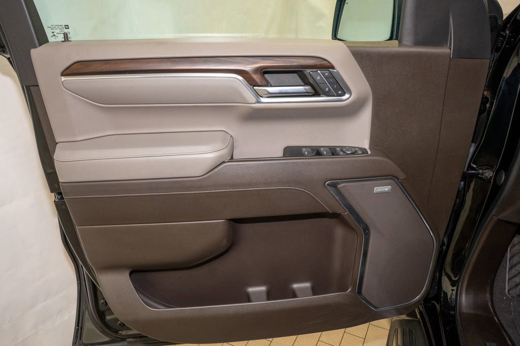 Used 2022 GMC Sierra 1500 SLT w/ SLT Premium Plus Package image 11