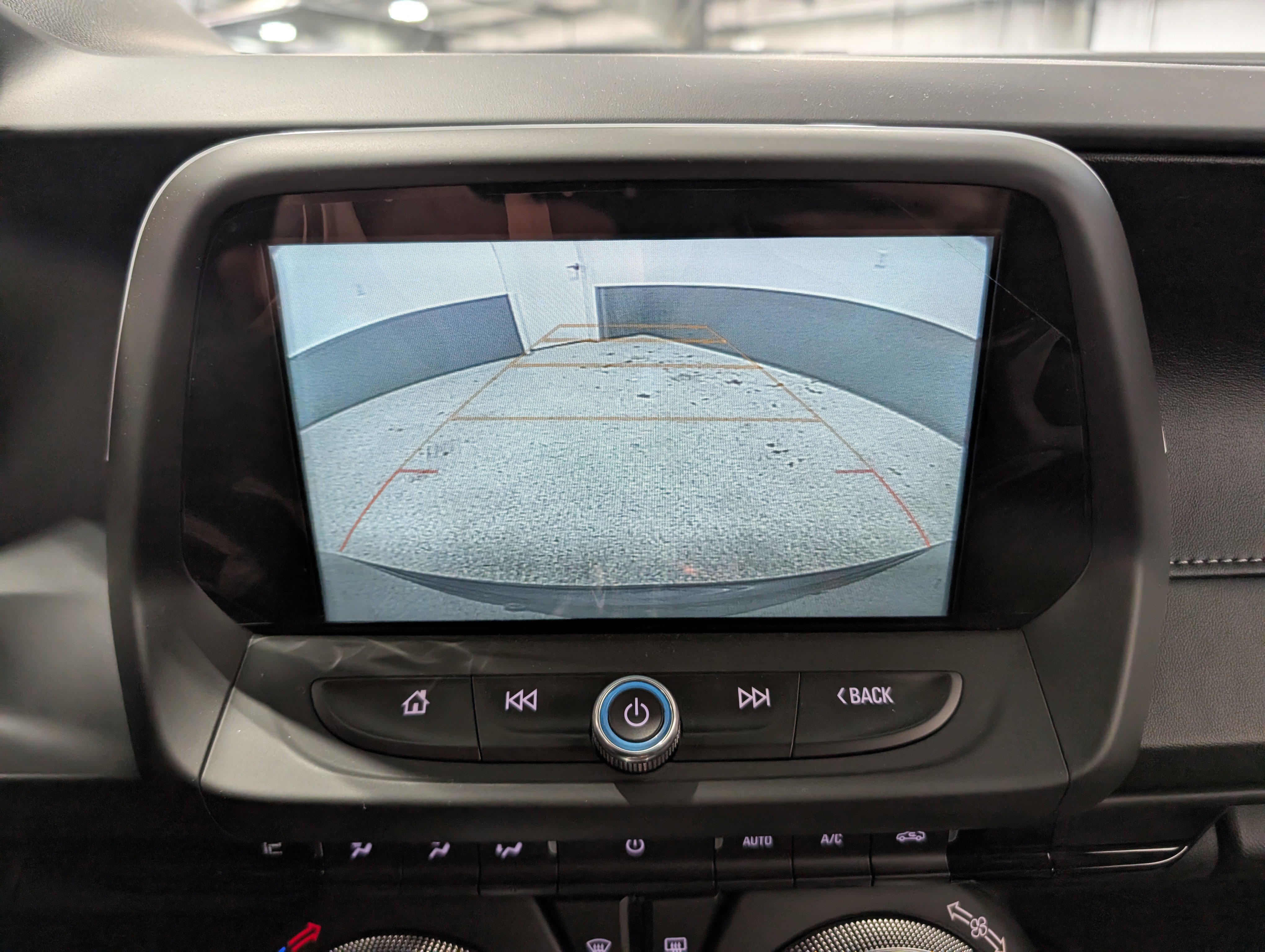 Used 2018 Chevrolet Camaro SS RWD image 25