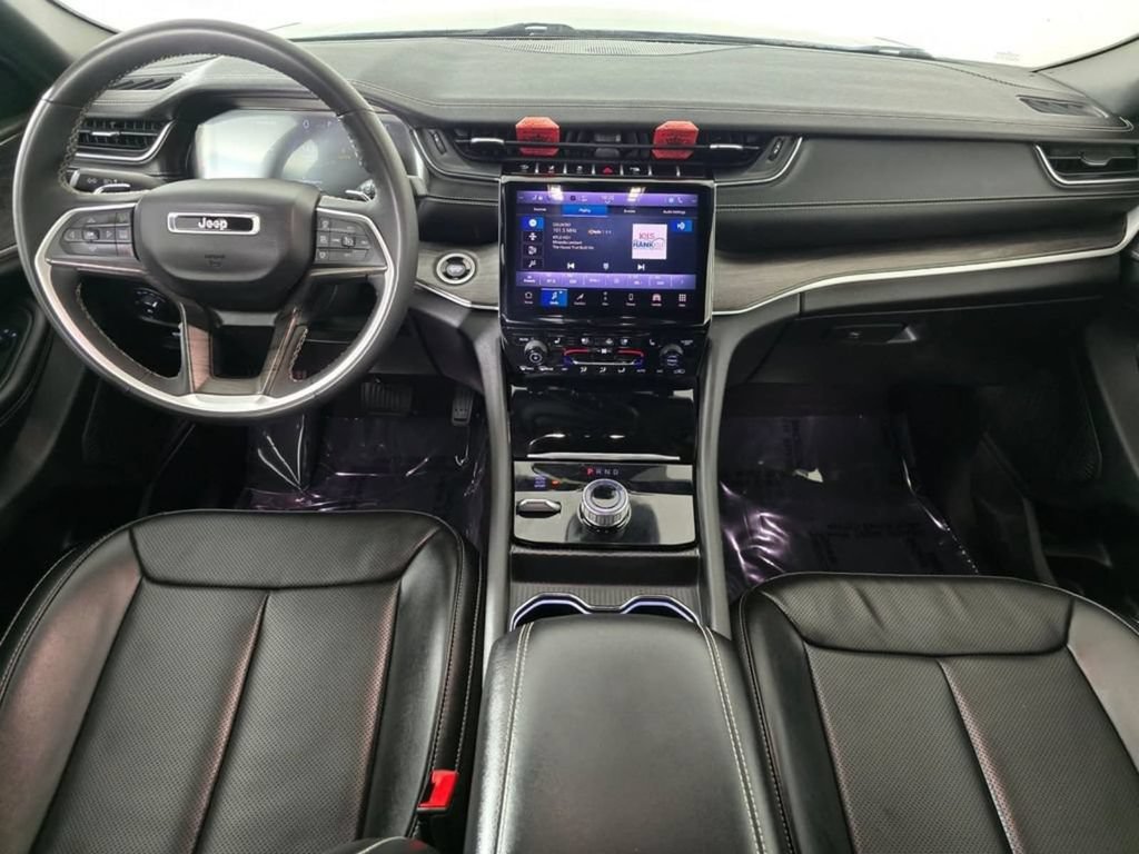 Used 2024 Jeep Grand Cherokee L Limited w/ Luxury Tech Group II AWD/4WD image 21