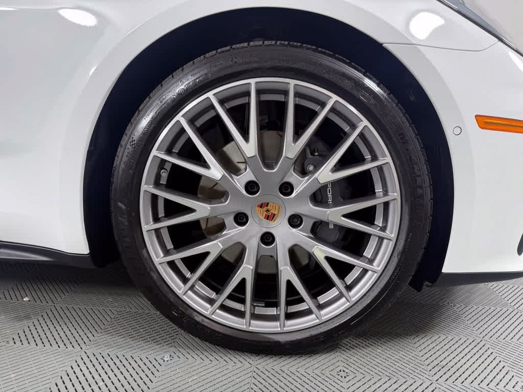New 2026 Porsche Panamera RWD image 14