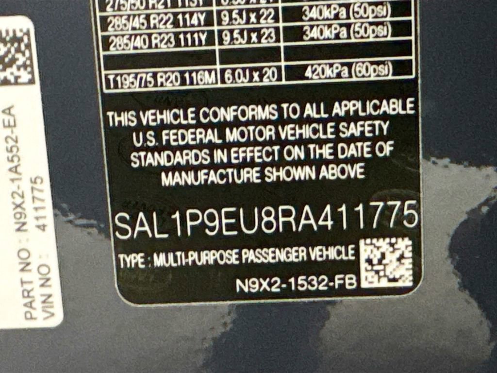 Used 2024 Land Rover Range Rover Sport SE image 32