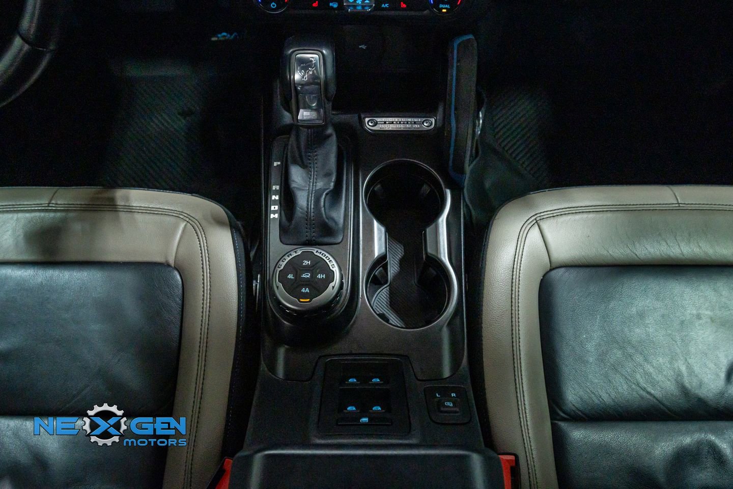 Used 2022 Ford Bronco Wildtrak image 29